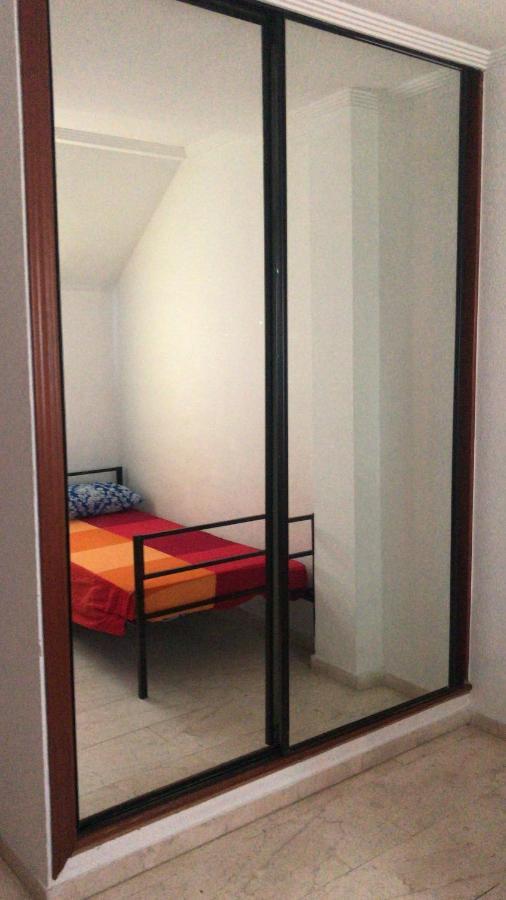 Duplex En El Centro De Huelva Apartment Exterior foto